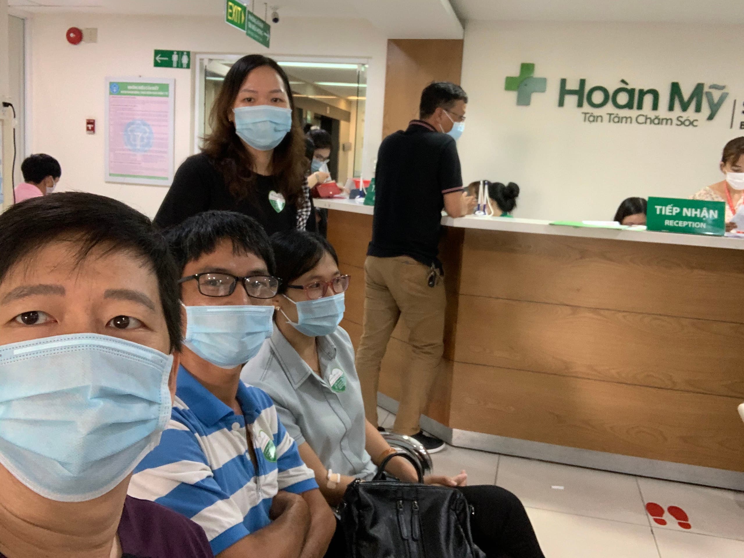 Gia đình FAMA đi khám sức khỏe